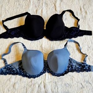 2 Wacoal T-Shirt Bras Size 34DDD - Instant Icon & Lace Embrace - Like New